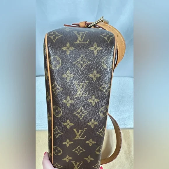Vintage Louis Vuitton Vive-Cite GM - Picture 9 of 12